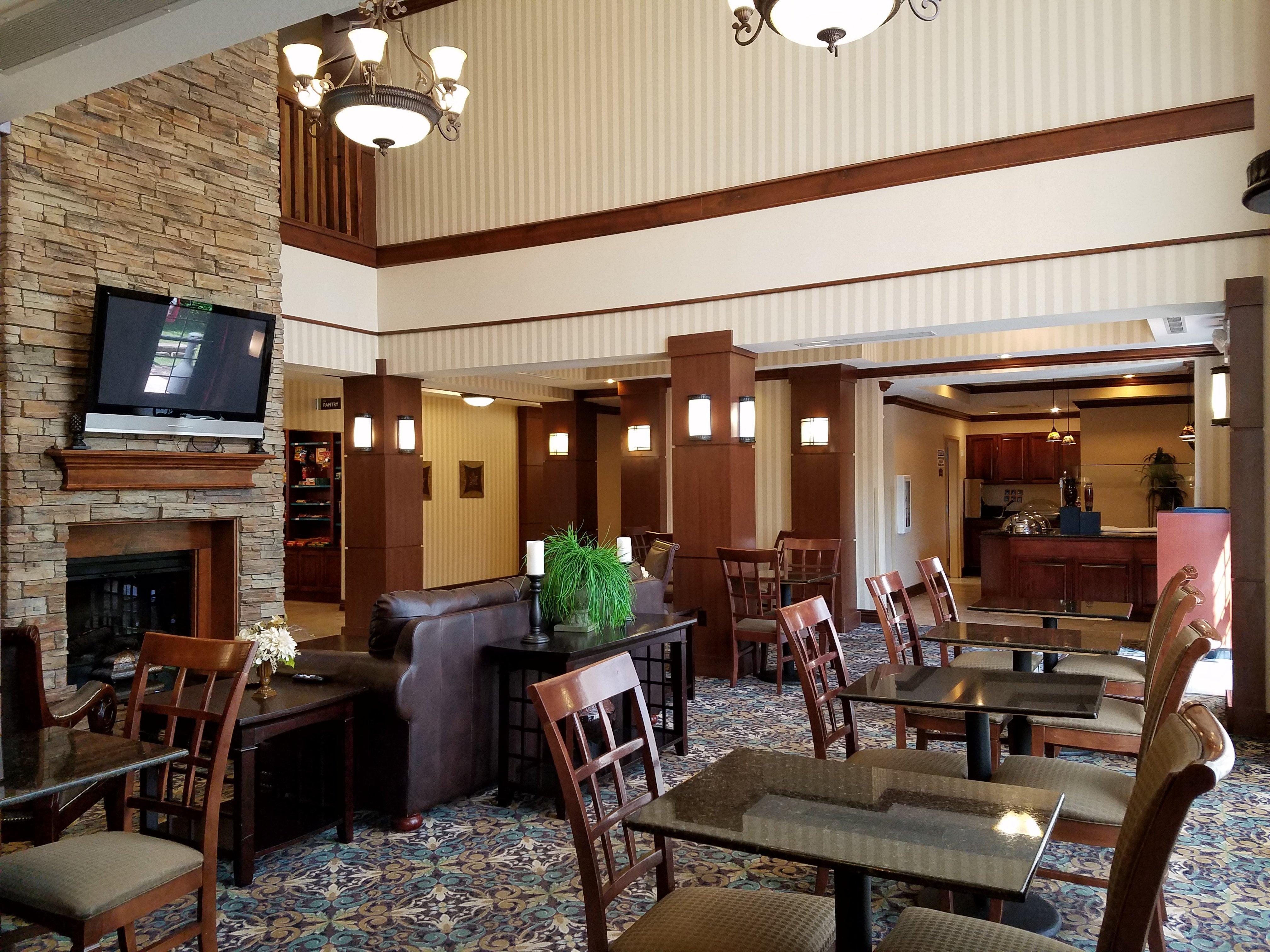 Staybridge Suites Rogers - Bentonville By Ihg Eksteriør bilde
